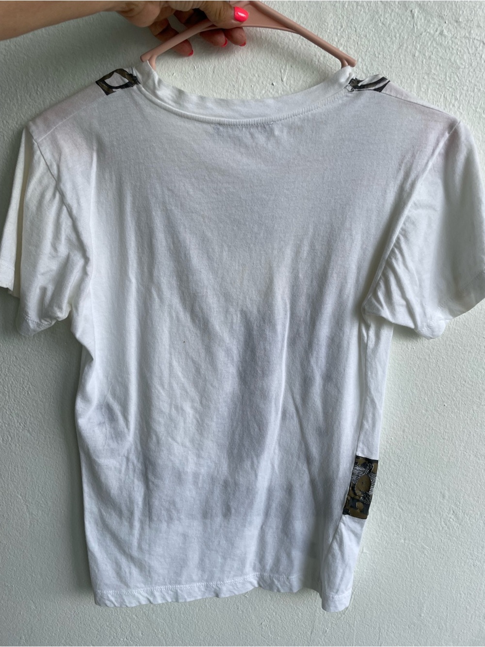 Roberto Cavalli White Tee with Gold and Black Chain-Print Necklace VINTAGE - Picture 7 of 8